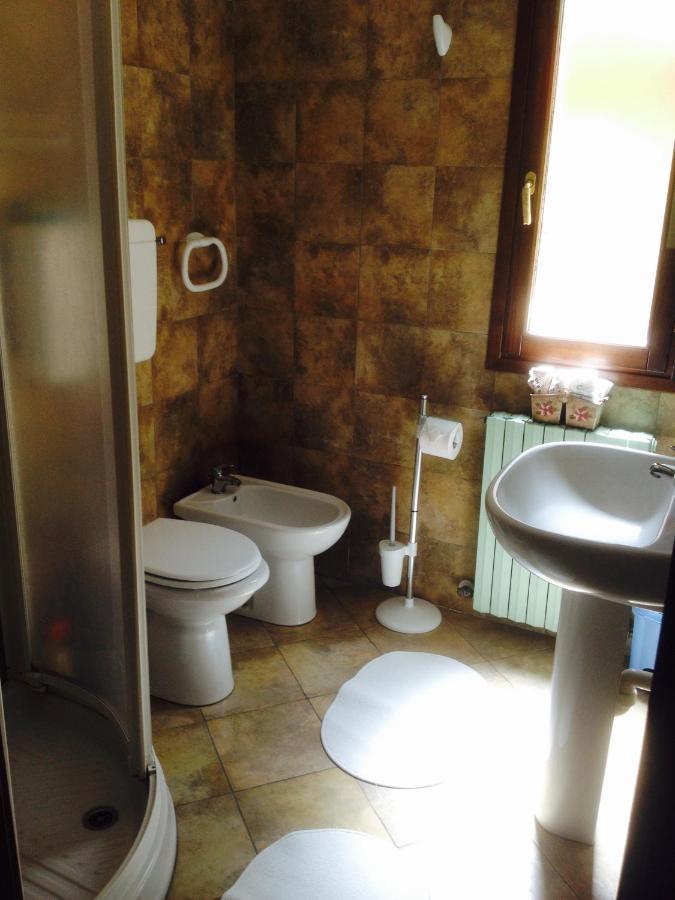 Casa Vacanze Uliveto Bordighera Bagian luar foto